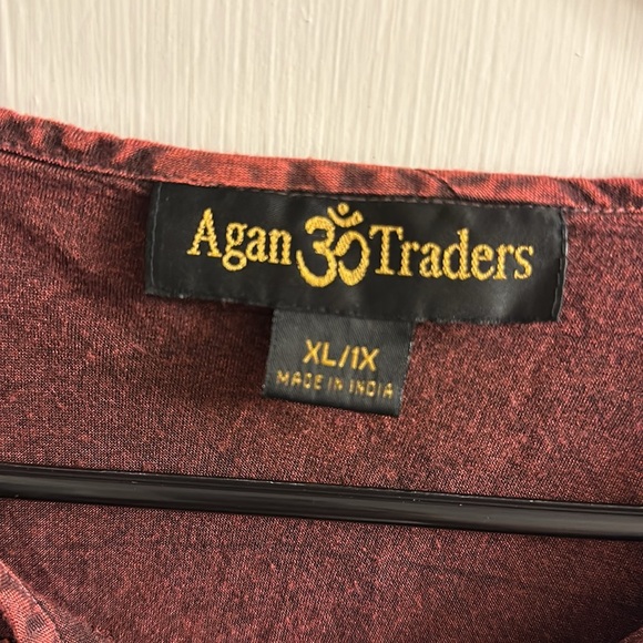 Embroidery flutter sleeve tunic top XL/1X - Picture 6 of 6